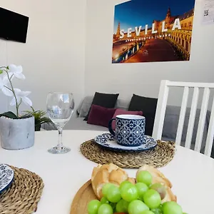 https://apartamento-jimena-sevilla-en-el-centro-de-nerja.1costadelsol.com