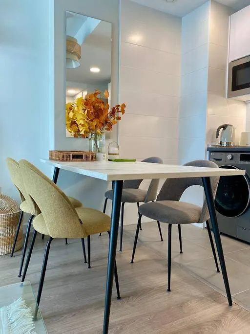 Nuevo Moderno Apartamento De Lujo Sevilla